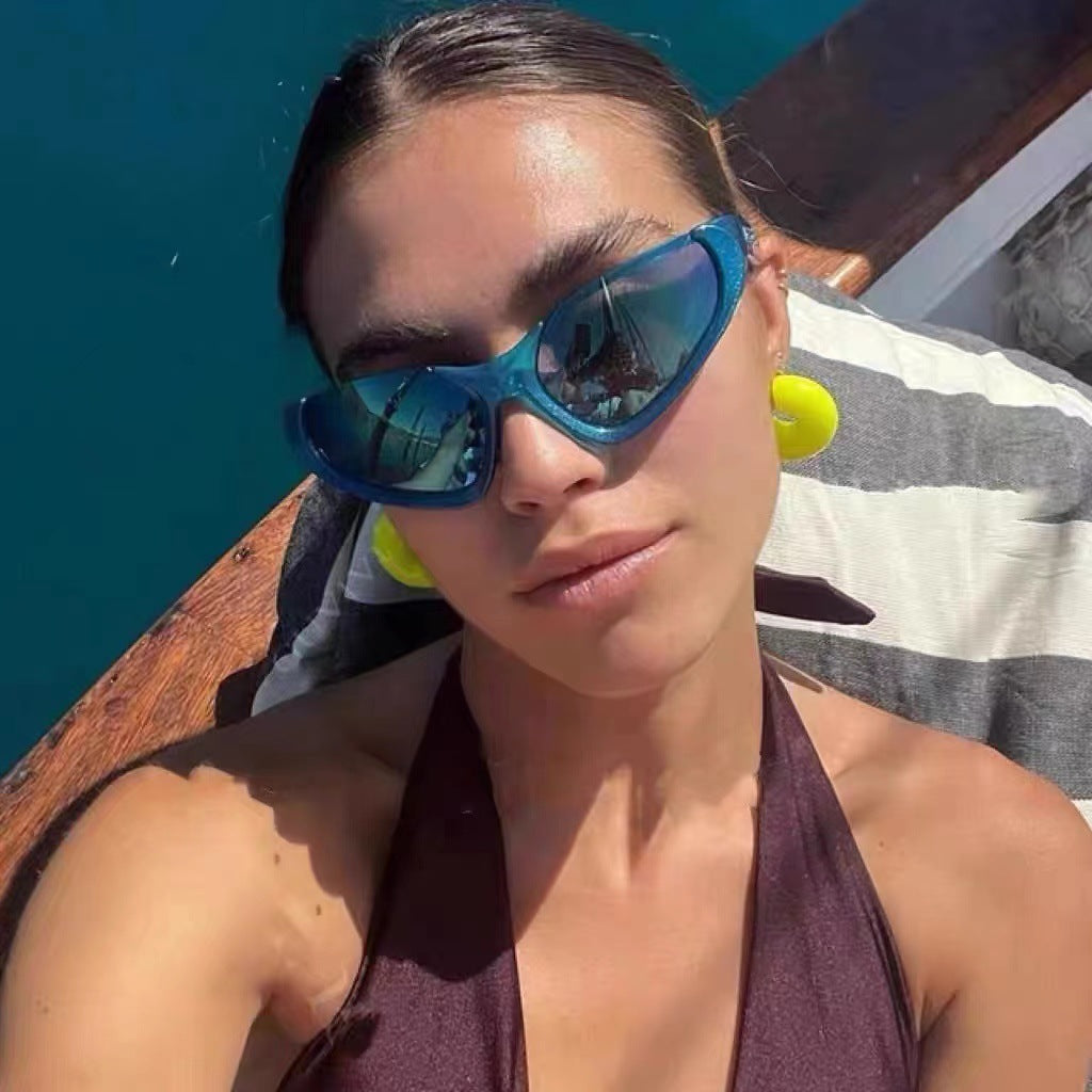 Ethereal Mirror Chic Sunglasses